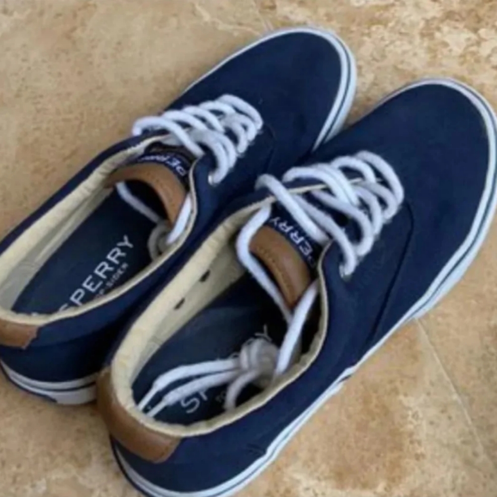 Sperry boat shoes